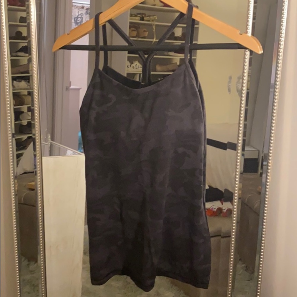 Lululemon // power y tank